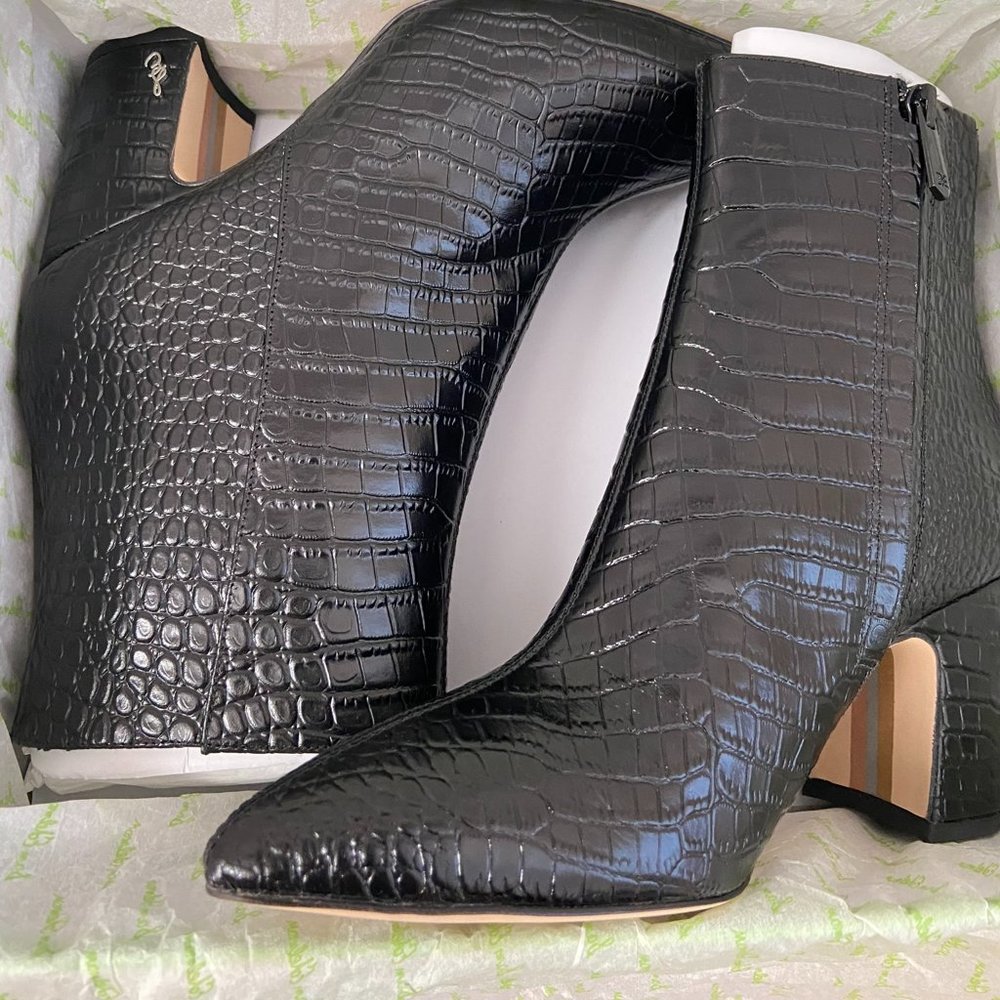 Sam Edelman Black Crocodile Boots  Womens Size 6.5 Wide
